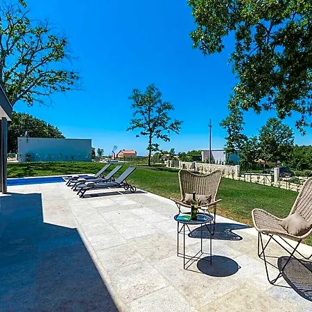 Hotel Botanica Comfortable Vacation Višnjan